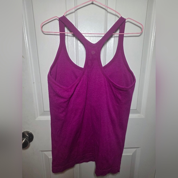Lululemon 14 Ebb to Street Tank *FLAW* - Picture 6 of 10